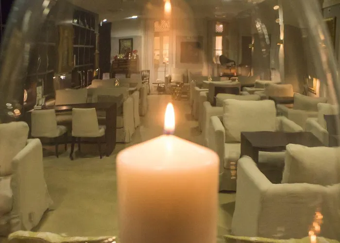 Universal Boutique Szálloda 4*