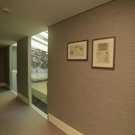 Universal Boutique Hotel 4*