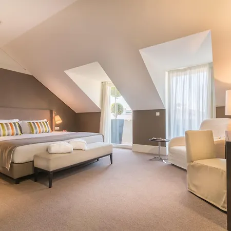 Hotel Universal Boutique 4*