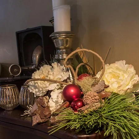 Universal Boutique 4*