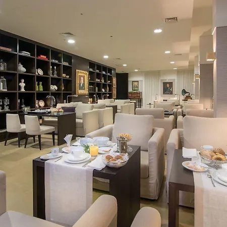 Hotell Universal Boutique 4*