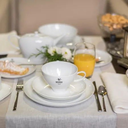 Universal Boutique Hotel 4*