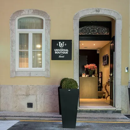 Universal Boutique