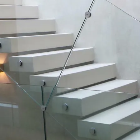 Universal Boutique 4*