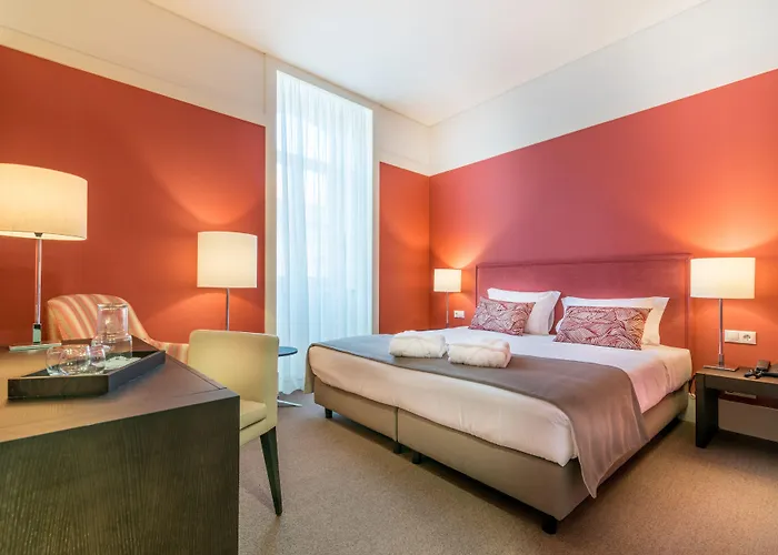 Universal Boutique Hotel 4*