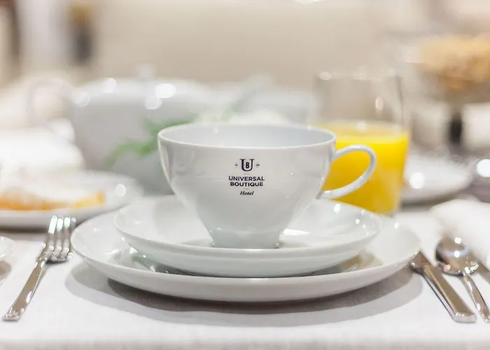 Universal Boutique Hotel