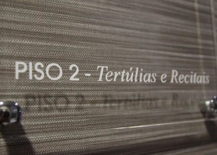 Universal Boutique フィゲイラ・ダ・フォズ